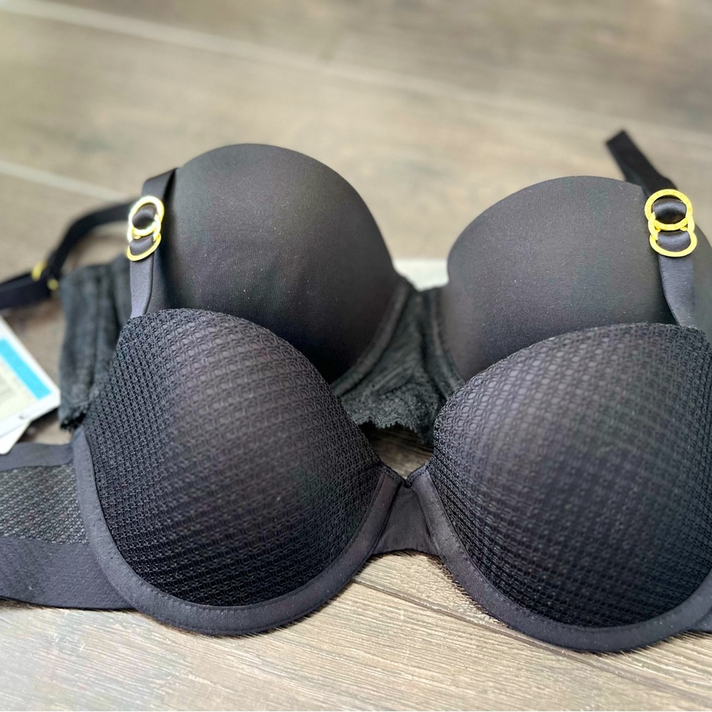 Bundle! Gorgeous Stella McCartney & a strapless Calvin Klein bra! Both 30C!